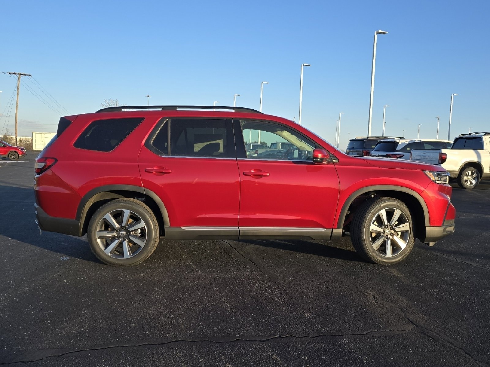 New 2025 Honda Pilot Touring image 23