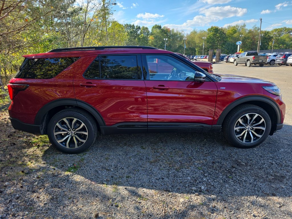 New 2027 Ford Explorer ST-Line w/ Premium Package AWD/4WD image 9