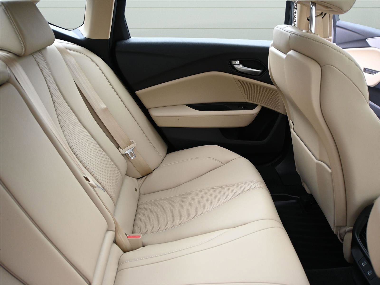 Certified 2025 Acura TLX w/ Technology Package image 21