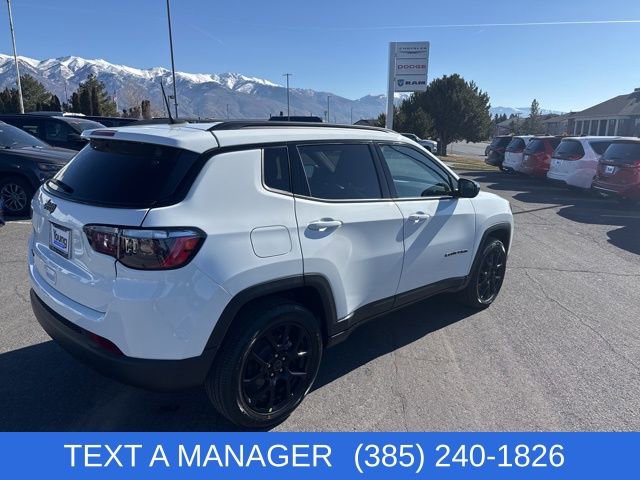 New 2026 Jeep Compass Latitude image 9