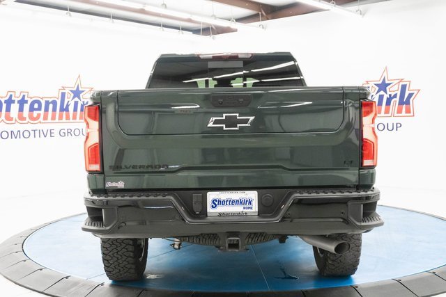 Used 2025 Chevrolet Silverado 2500 LT w/ Trail Boss Package image 10