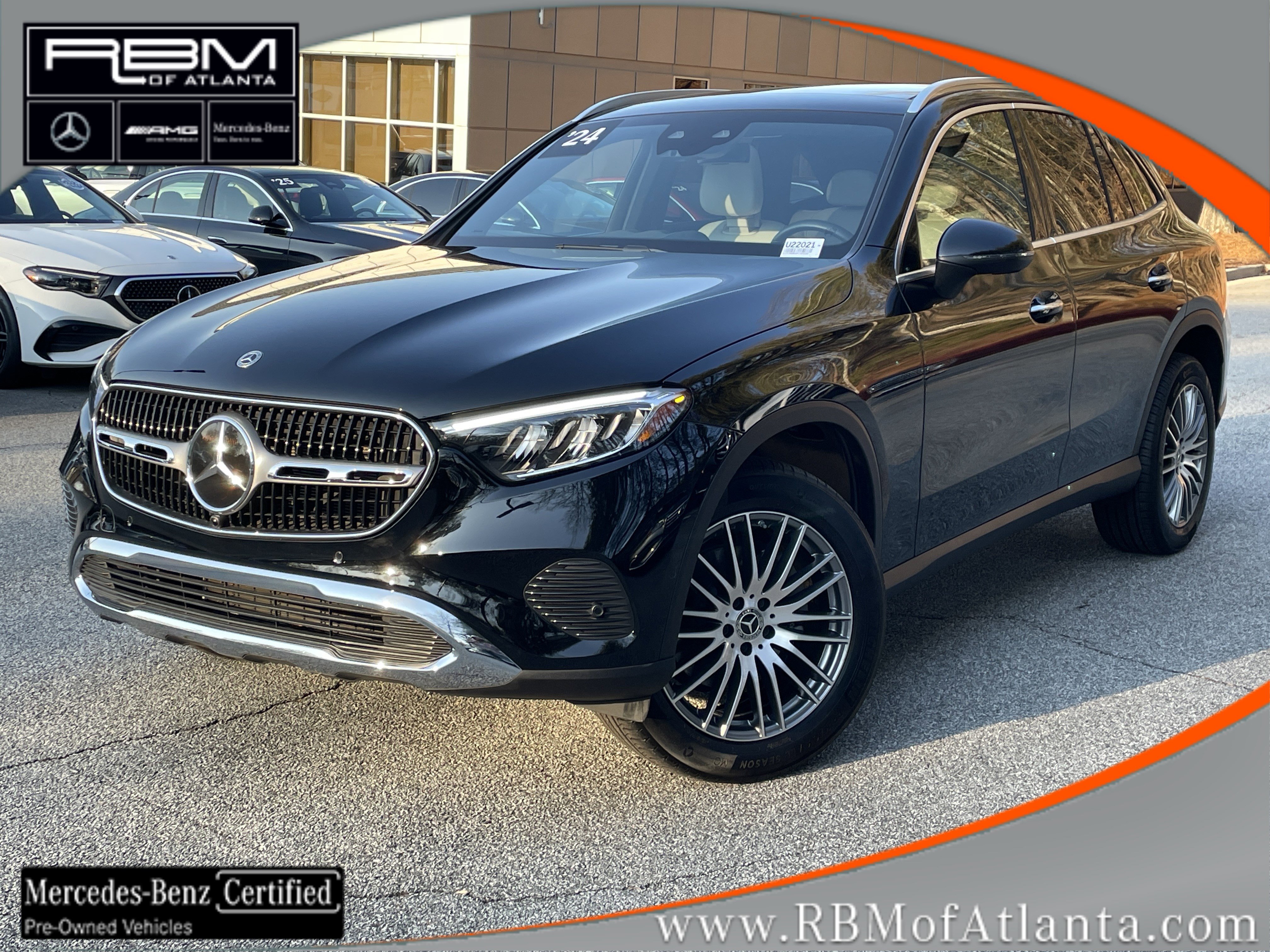 Used 2024 Mercedes-Benz GLC 300 4MATIC image 1