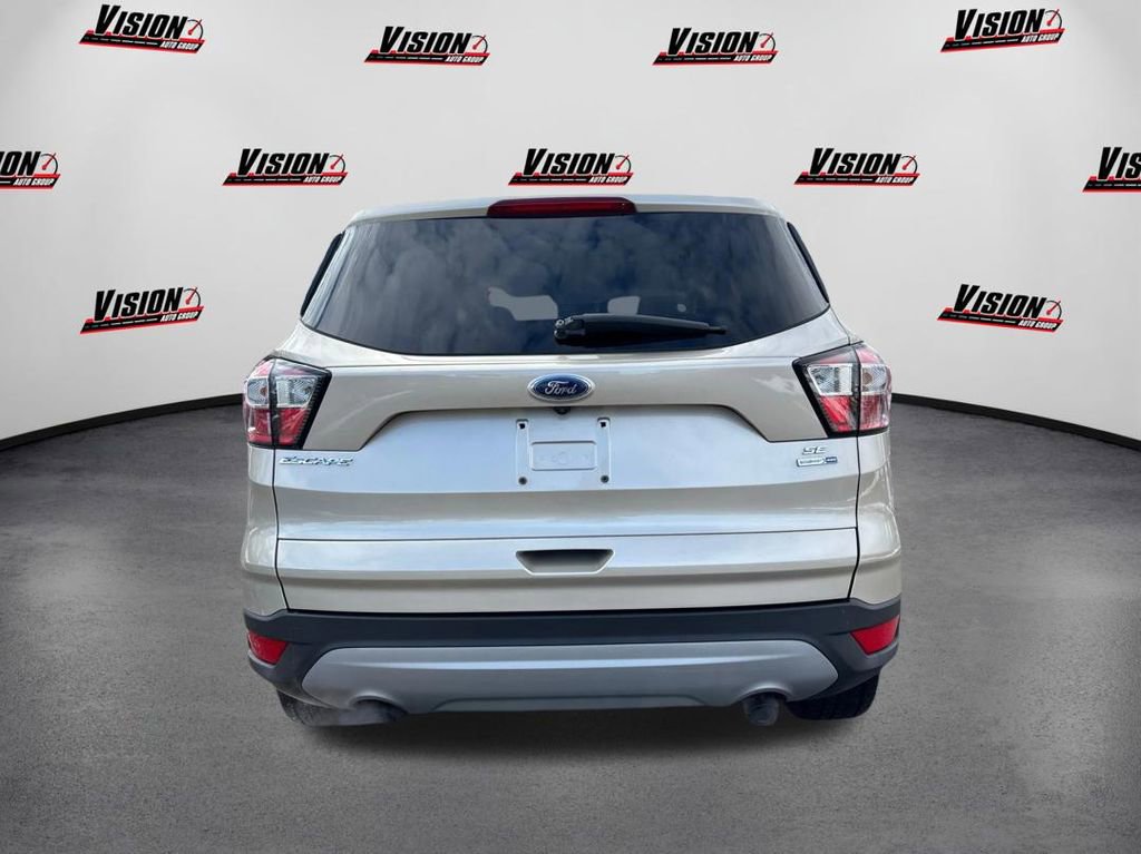 Used 2018 Ford Escape SE image 6