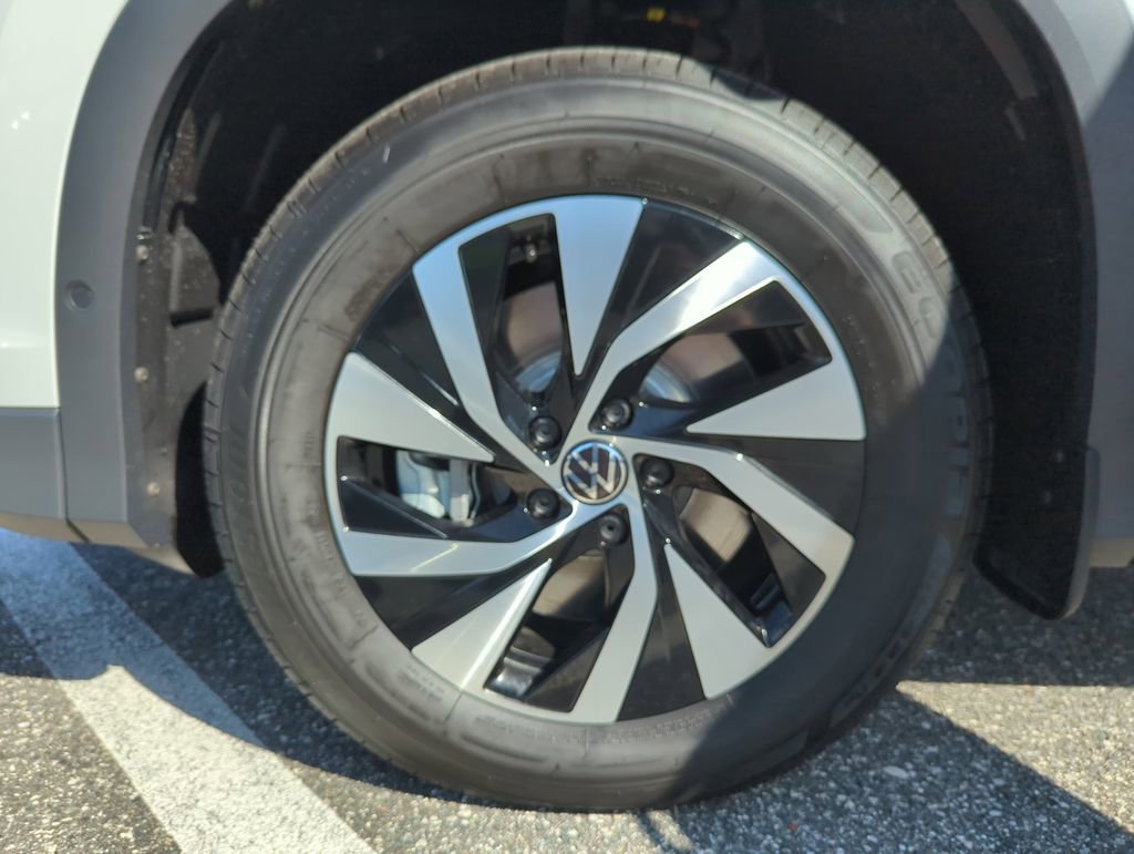 New 2026 Volkswagen Tiguan S AWD/4WD image 41