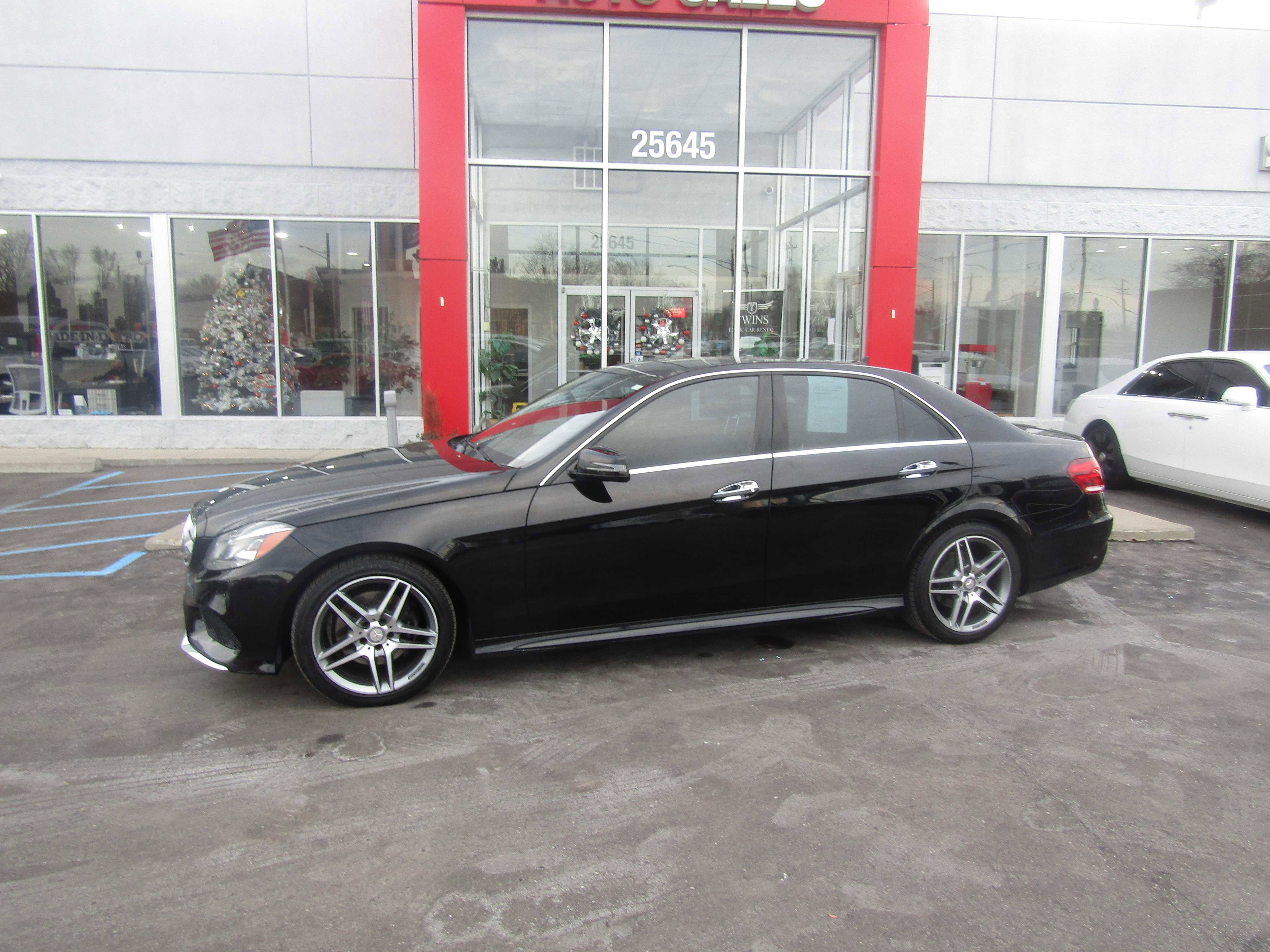 Used 2015 Mercedes-Benz E 350 4MATIC Sedan w/ Premium 1 Package image 2