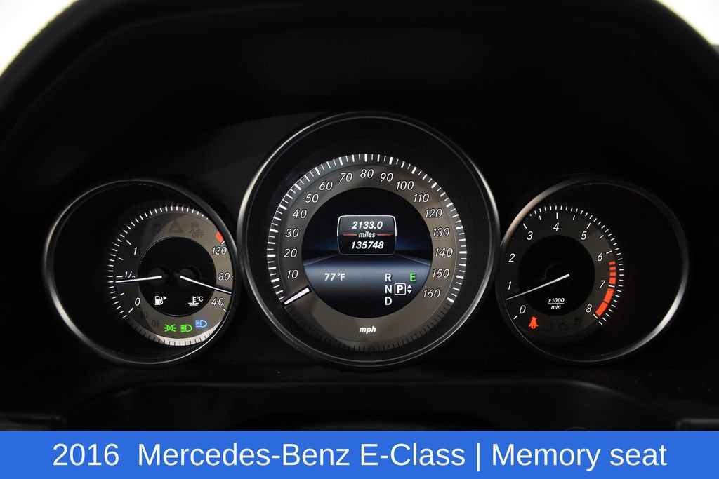 Used 2016 Mercedes-Benz E 400 4MATIC Sedan image 14