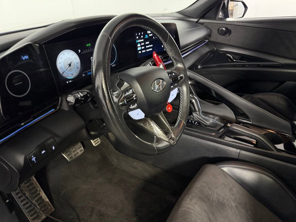 Used 2022 Hyundai Elantra N FWD image 23