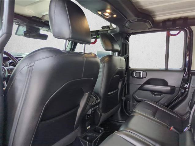 Used 2020 Jeep Gladiator Overland AWD/4WD image 18