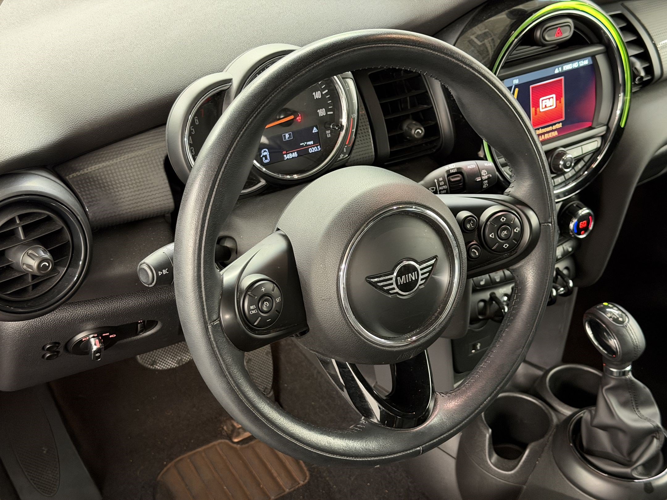 Used 2019 MINI Cooper 2-Door Hardtop w/ Signature Upholstery Package FWD image 26