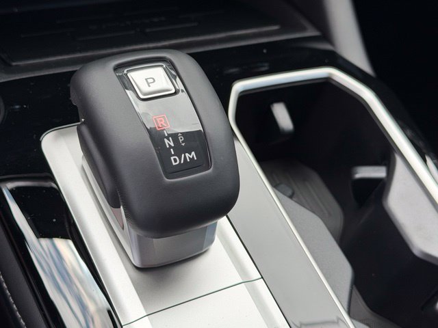 New 2026 Mitsubishi Outlander LE FWD image 26