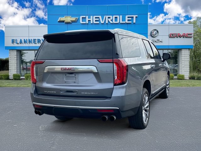 Used 2021 GMC Yukon XL Denali w/ Denali Premium Package AWD/4WD image 5