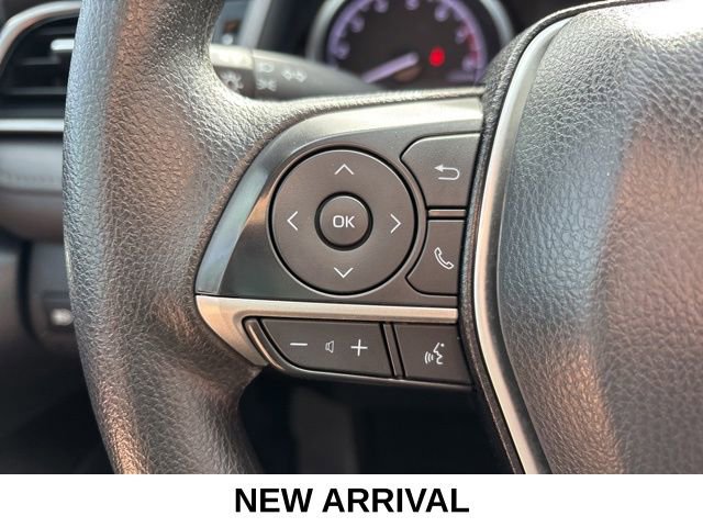 Used 2023 Toyota Camry LE image 8