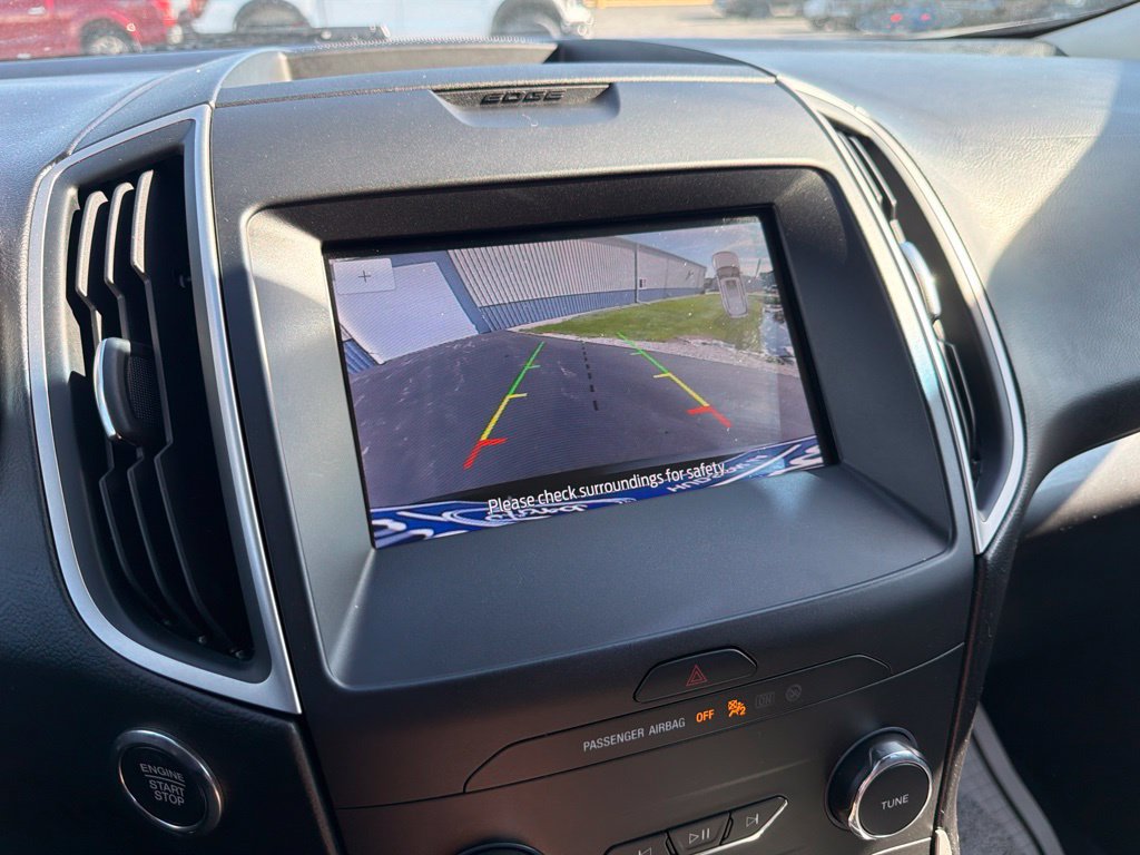 Used 2020 Ford Edge SEL w/ Convenience Package AWD/4WD image 19