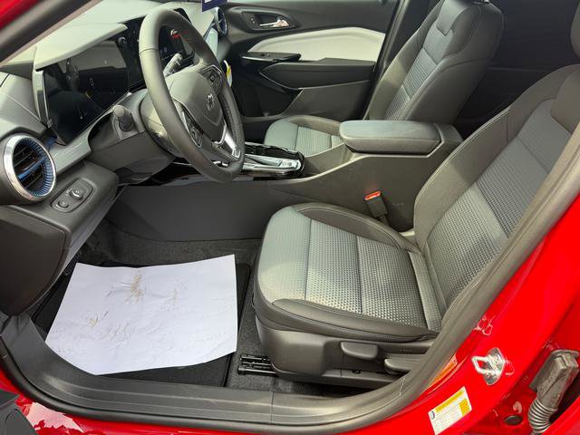 New 2026 Chevrolet Trax LT w/ Driver Confidence Package FWD image 9