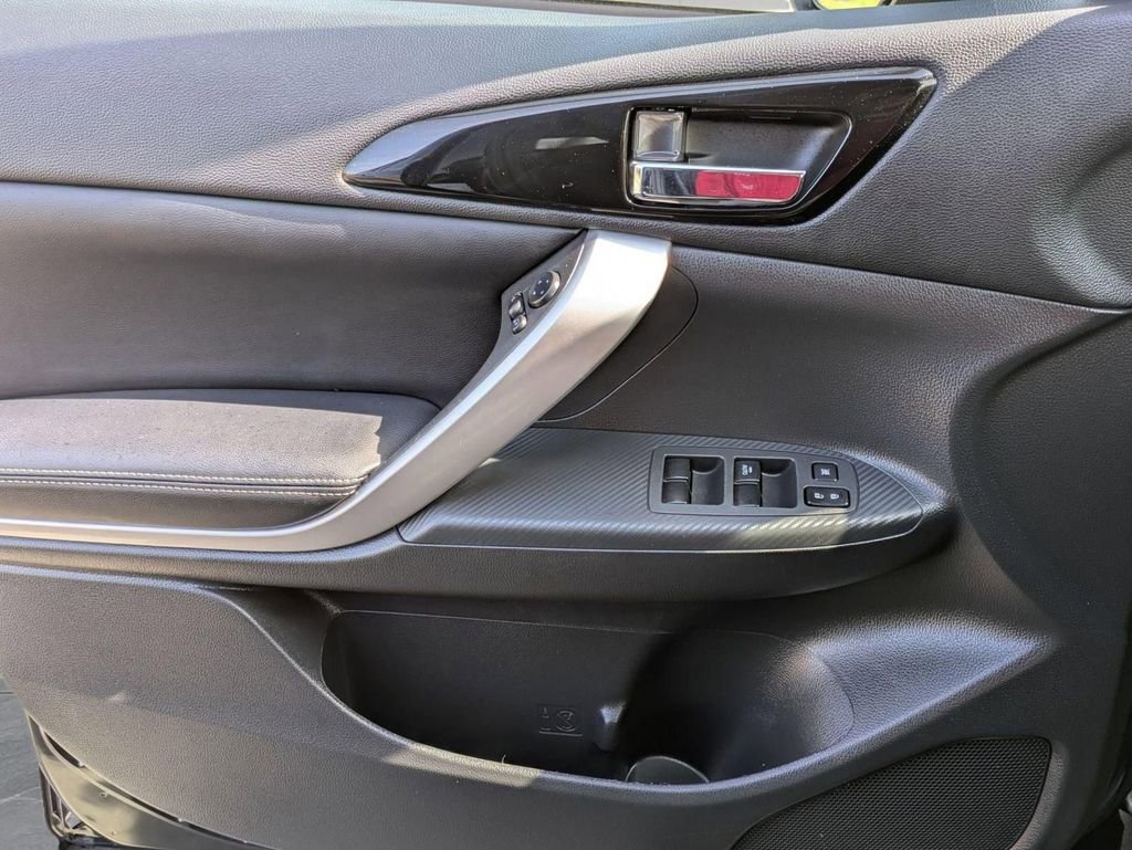 Used 2025 Mitsubishi Eclipse Cross SE image 12