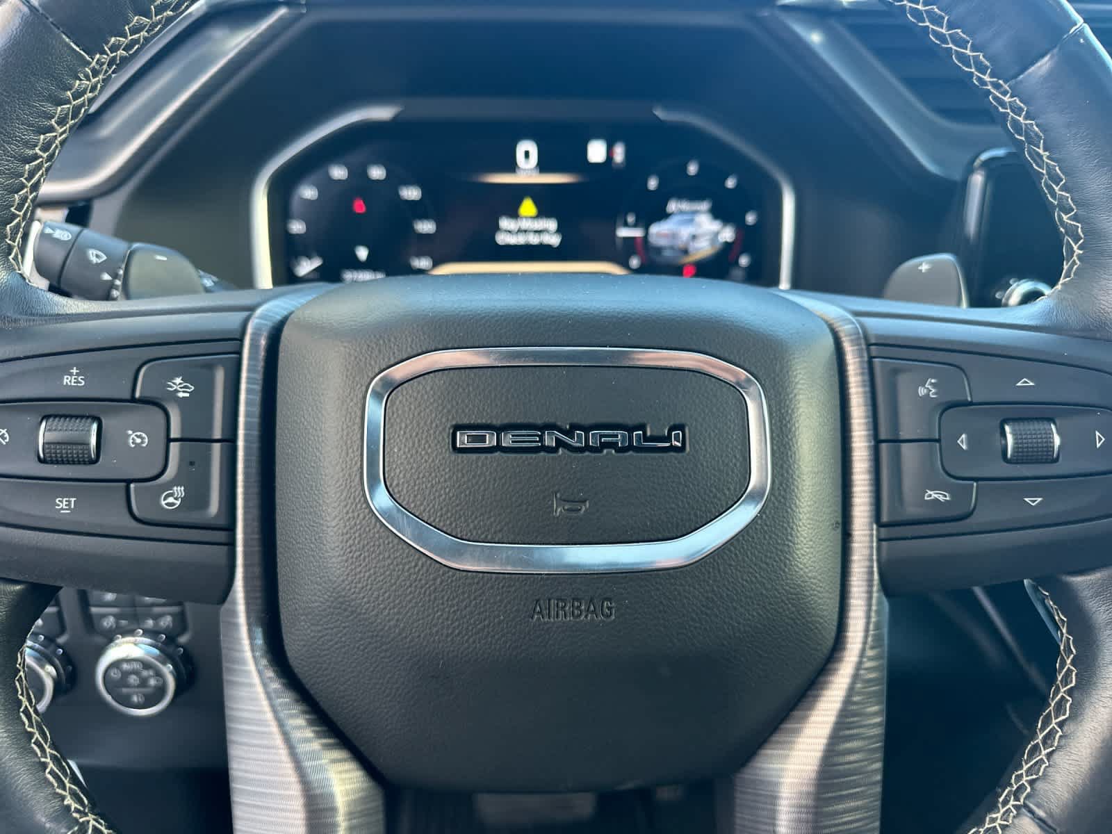 Used 2022 GMC Sierra 1500 Denali Ultimate AWD/4WD image 26
