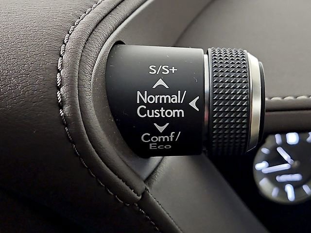 Used 2020 Lexus LS 500 w/ Luxury Package image 26