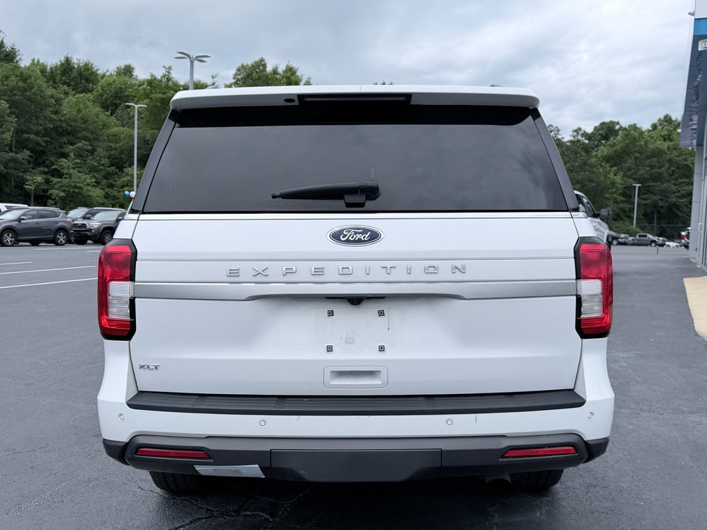 Used 2024 Ford Expedition XLT AWD/4WD image 8