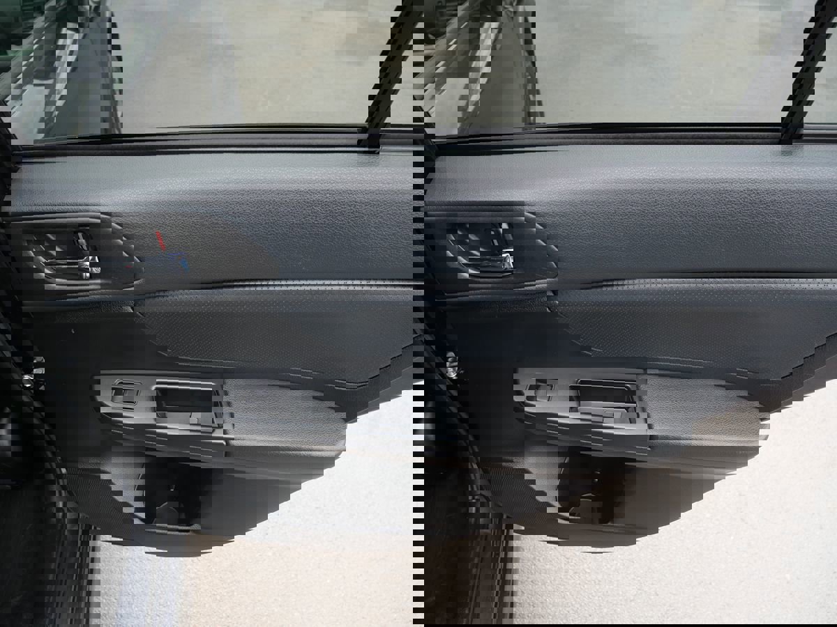 Used 2013 Subaru Crosstrek 2.0i Limited image 25