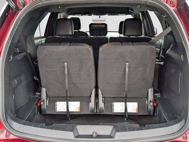 Used 2019 Ford Explorer XLT w/ Equipment Group 202A image 6