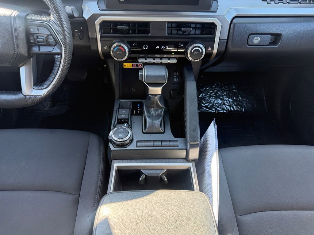 Used 2024 Toyota Tacoma SR5 image 15