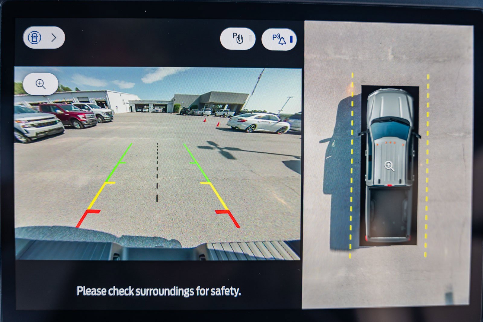 New 2025 Ford F250 Lariat w/ Lariat Ultimate Package image 39