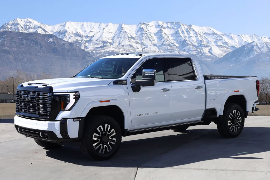 New 2026 GMC Sierra 3500 Denali Ultimate AWD/4WD image 2