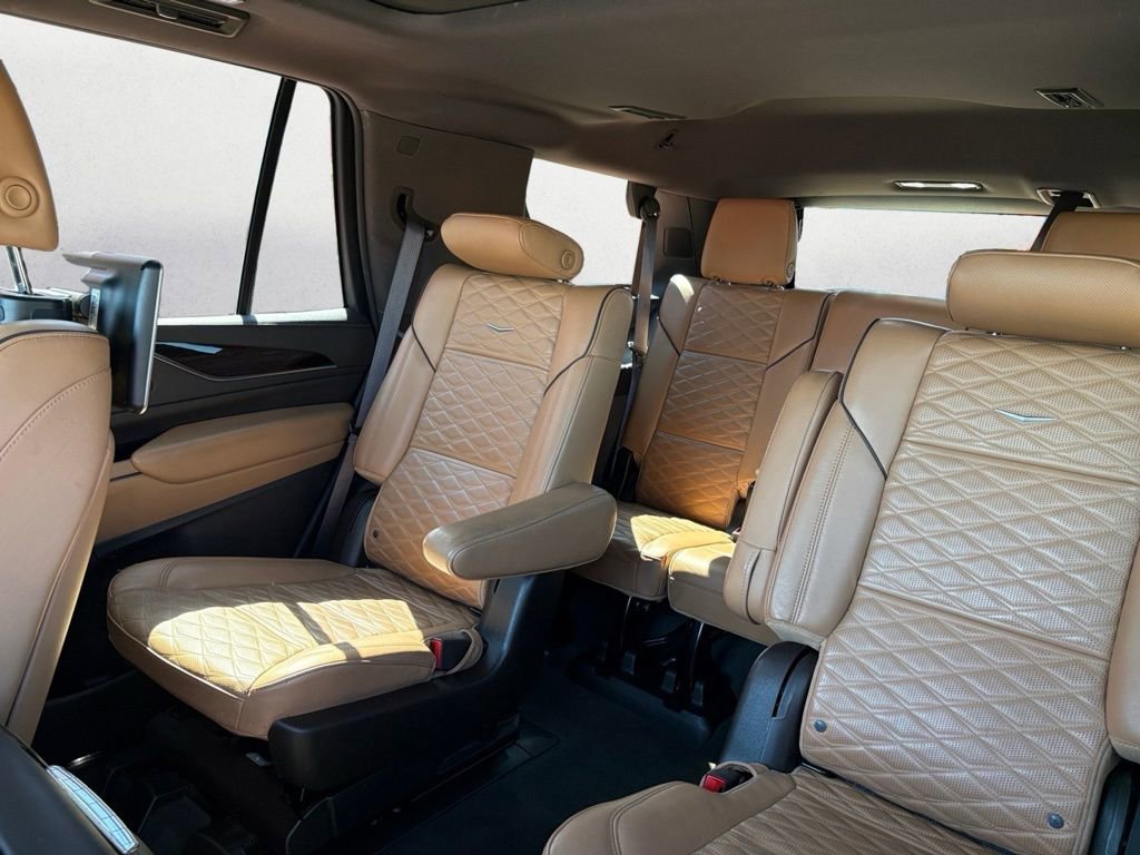 Used 2022 Cadillac Escalade Sport w/ Touring Package AWD/4WD image 12