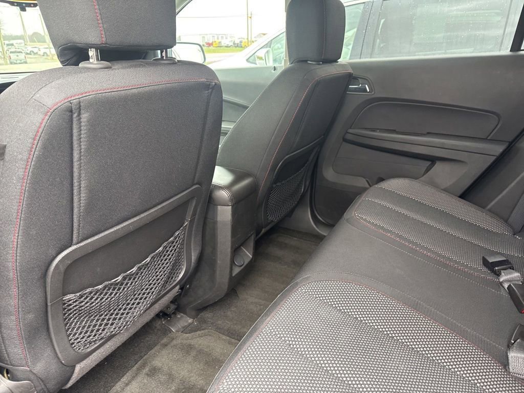 Used 2017 Chevrolet Equinox LT w/ Convenience Package image 44