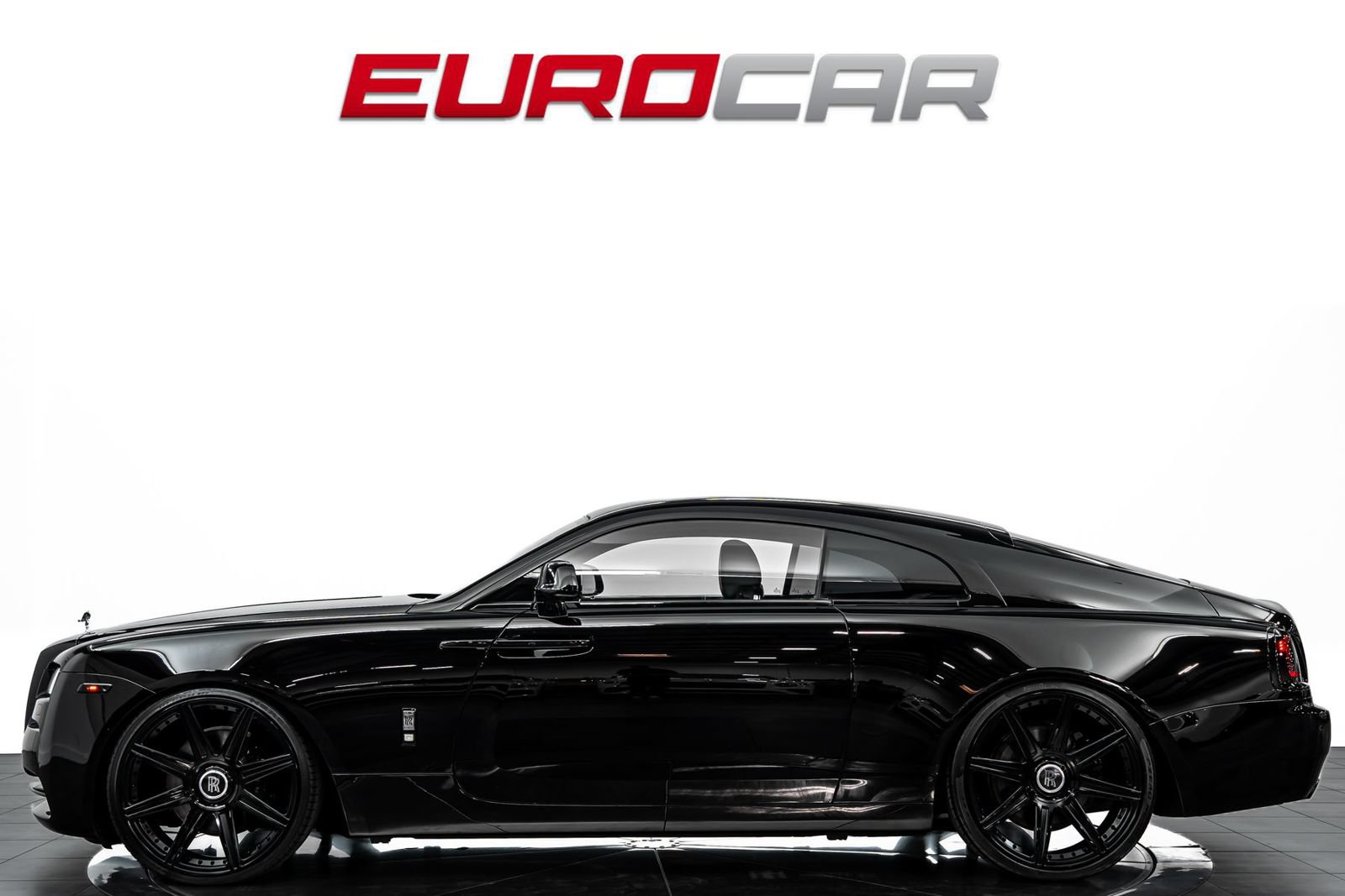 Used 2016 Rolls-Royce Wraith RWD image 2