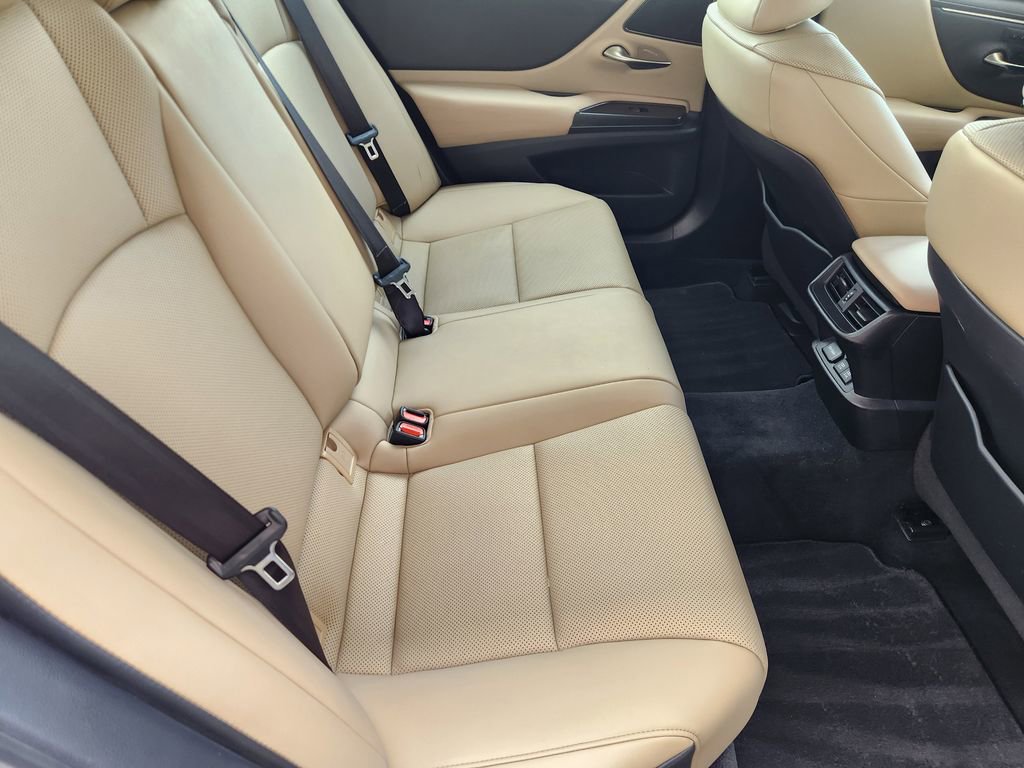 Used 2019 Lexus ES 350 w/ Premium Package image 32