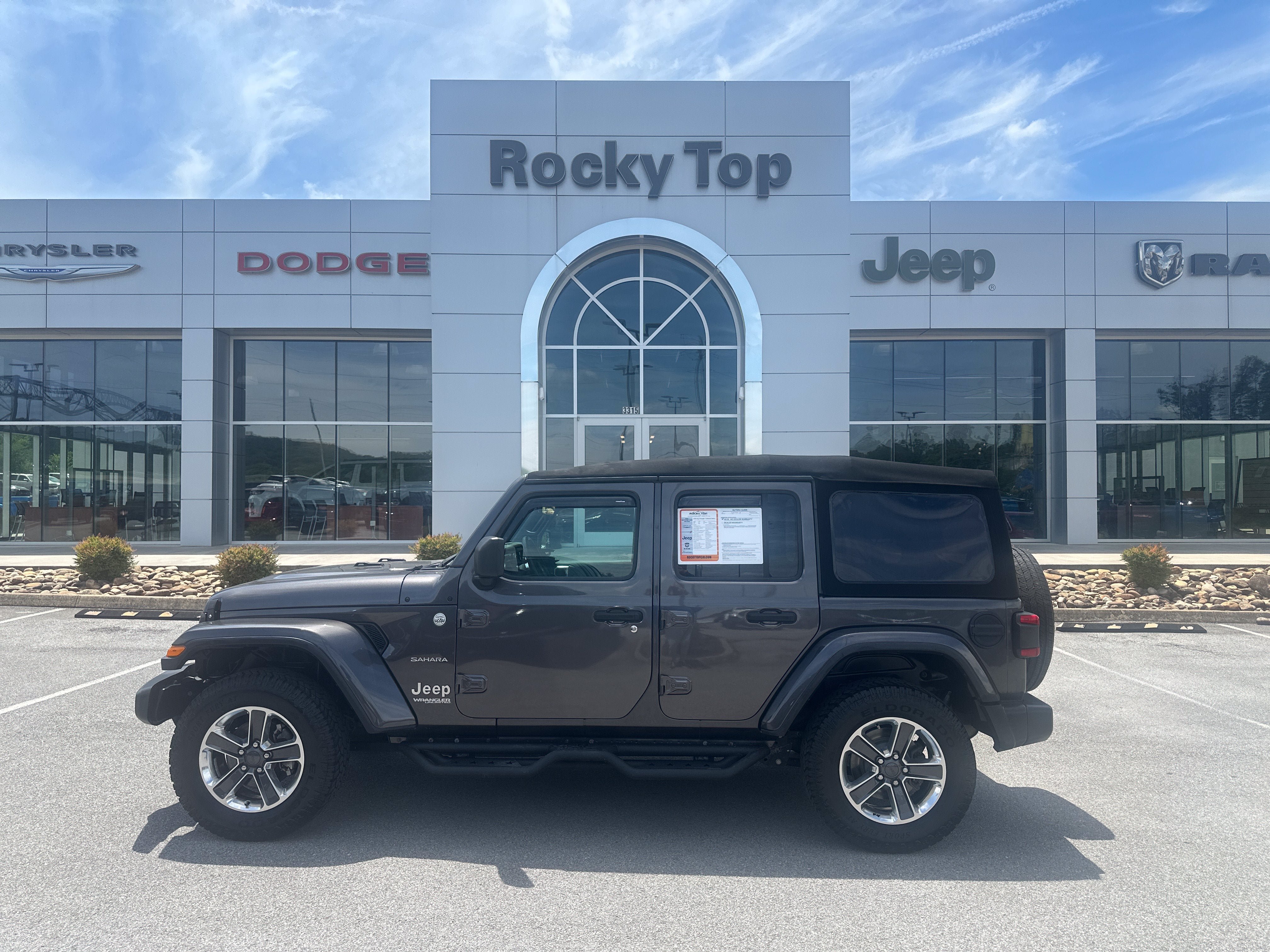Used 2020 Jeep Wrangler Unlimited Sahara AWD/4WD image 1