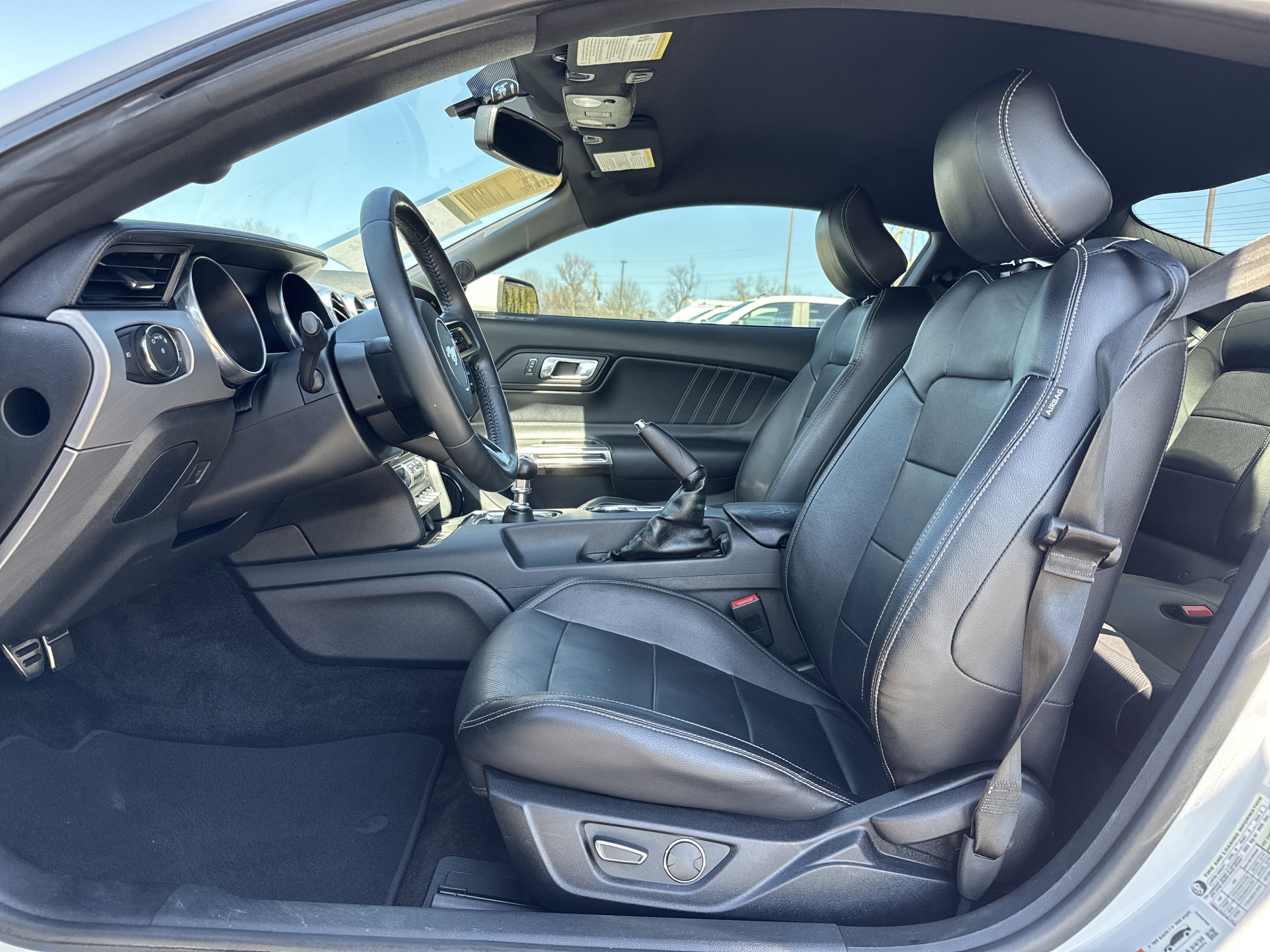 Used 2018 Ford Mustang GT Premium image 16