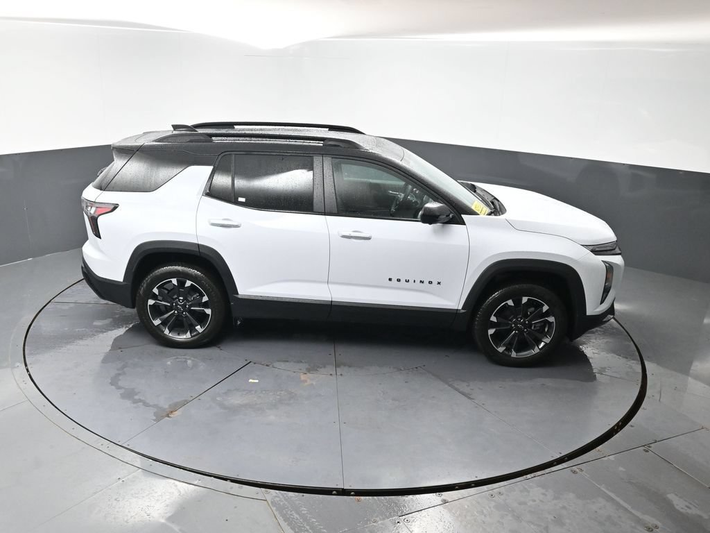 New 2027 Chevrolet Equinox RS w/ Safety and Technology Package AWD/4WD image 29