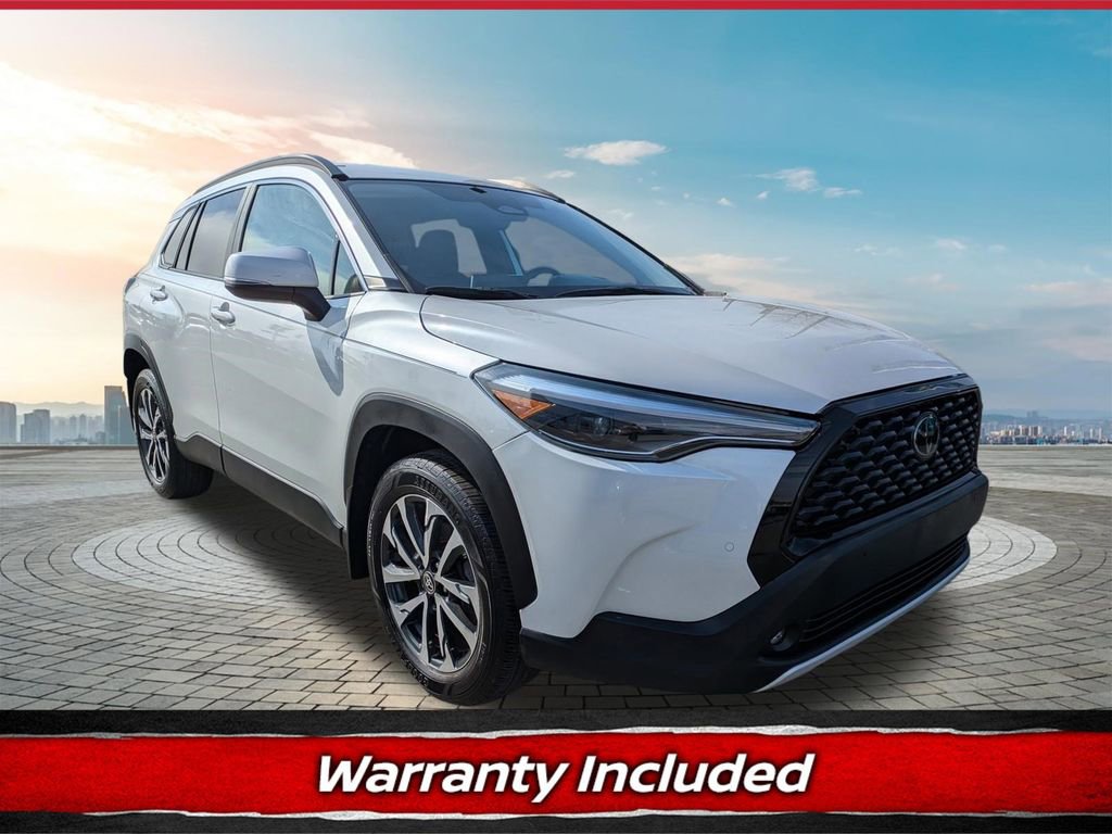 Used 2024 Toyota Corolla Cross XLE image 1