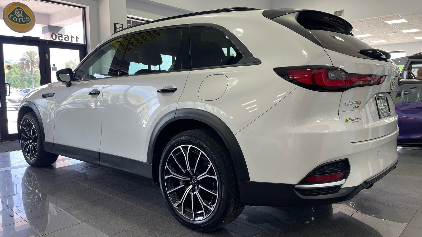 Used 2025 MAZDA CX-70 Plug-In Hybrid w/ Premium Pkg AWD/4WD image 3