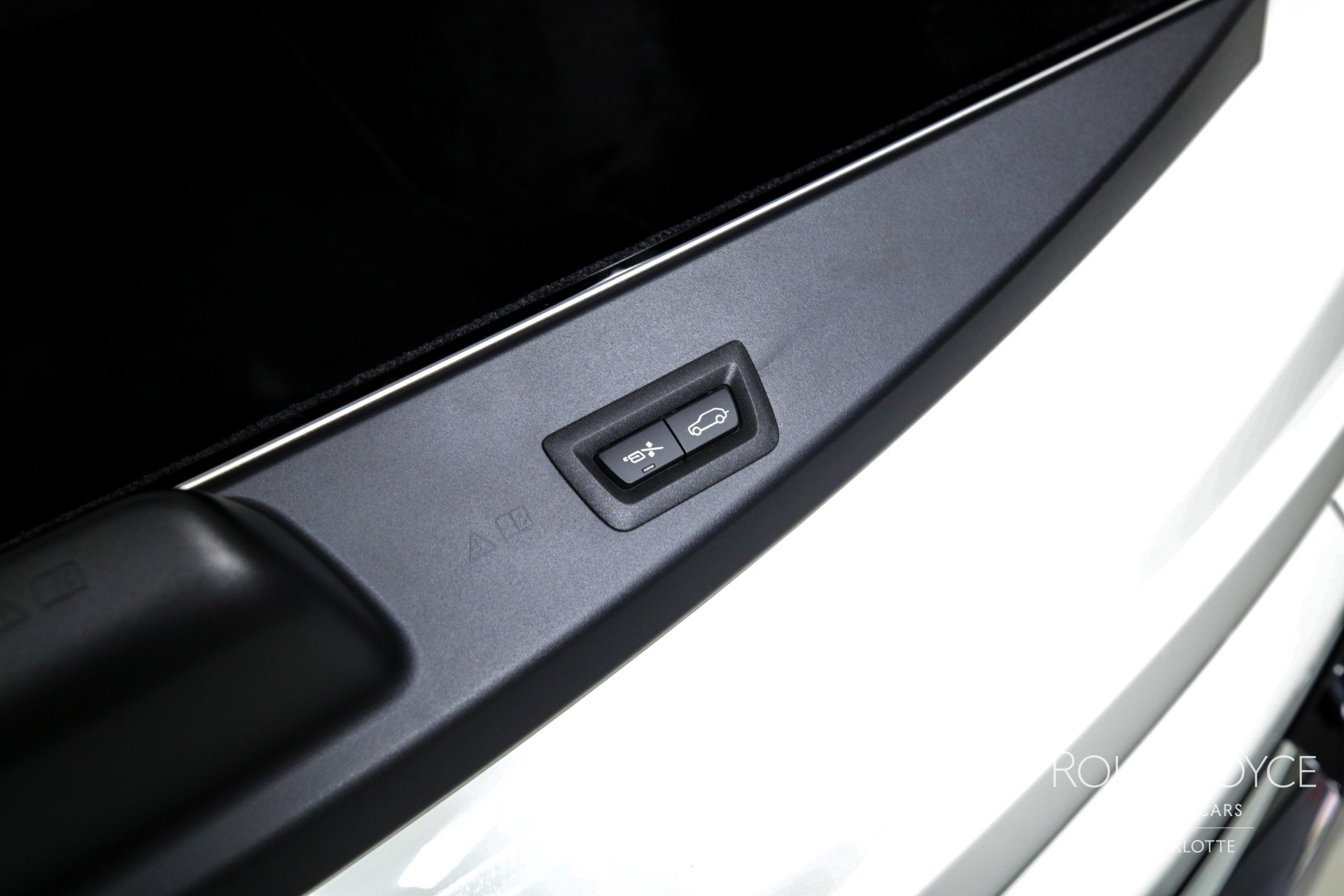 Certified 2025 Rolls-Royce Cullinan image 25