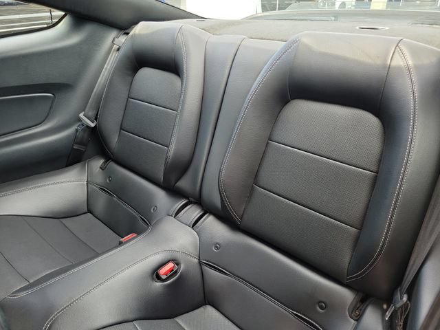 Used 2022 Ford Mustang GT Premium w/ Black Accent Package RWD image 11