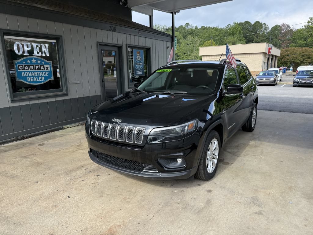 Used 2019 Jeep Cherokee Latitude w/ Popular Appearance Group