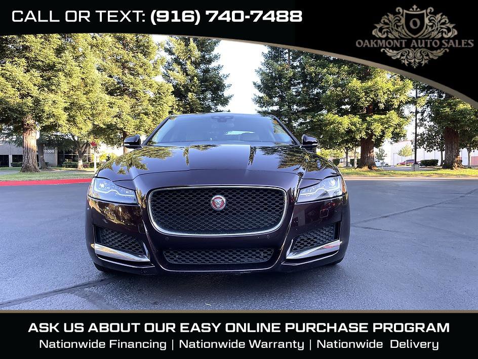 Used 2017 Jaguar XF Prestige RWD image 2