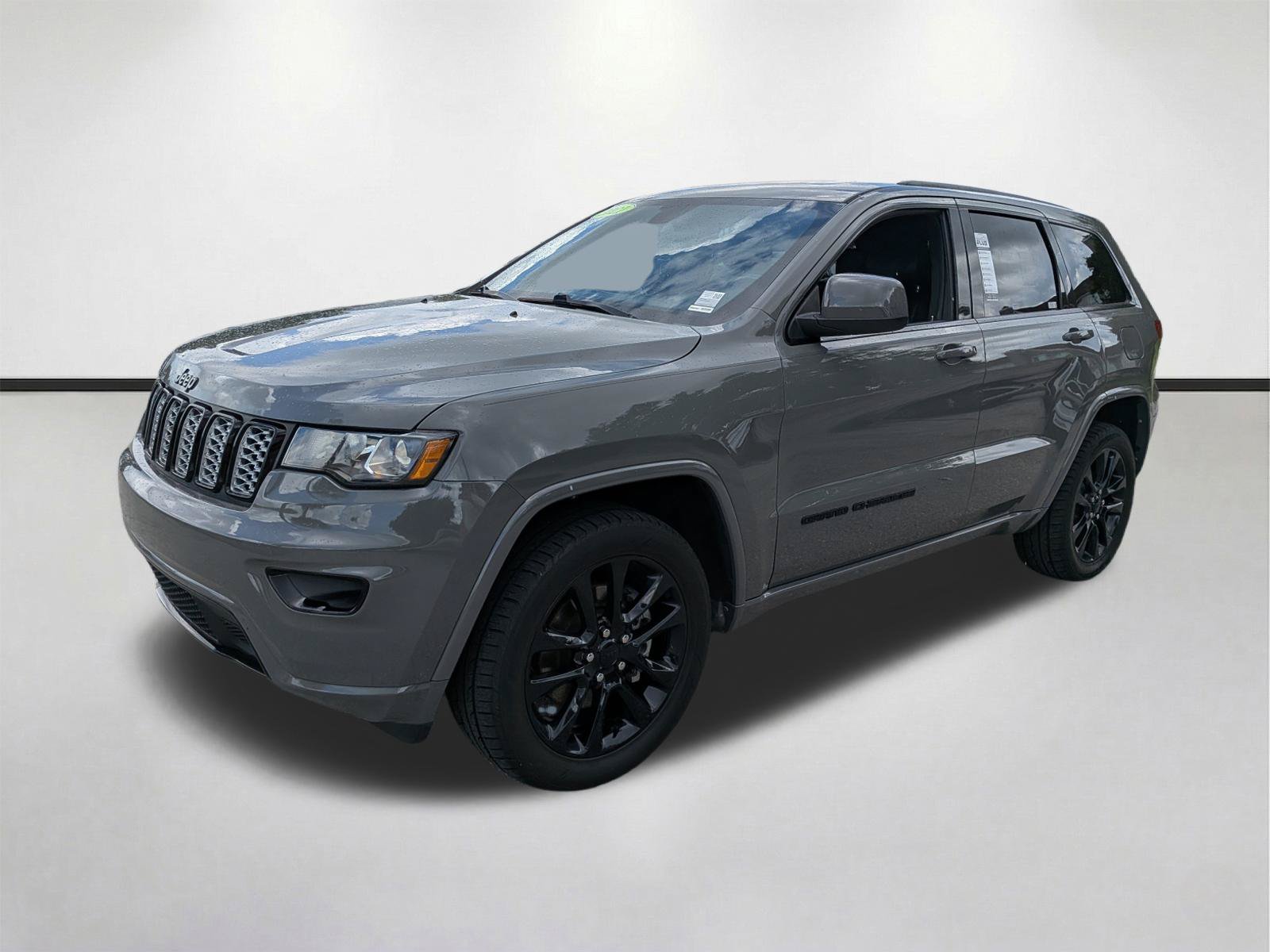 Used 2021 Jeep Grand Cherokee Laredo X AWD/4WD image 8
