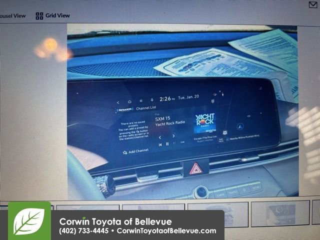 Used 2025 Hyundai Elantra SEL image 13