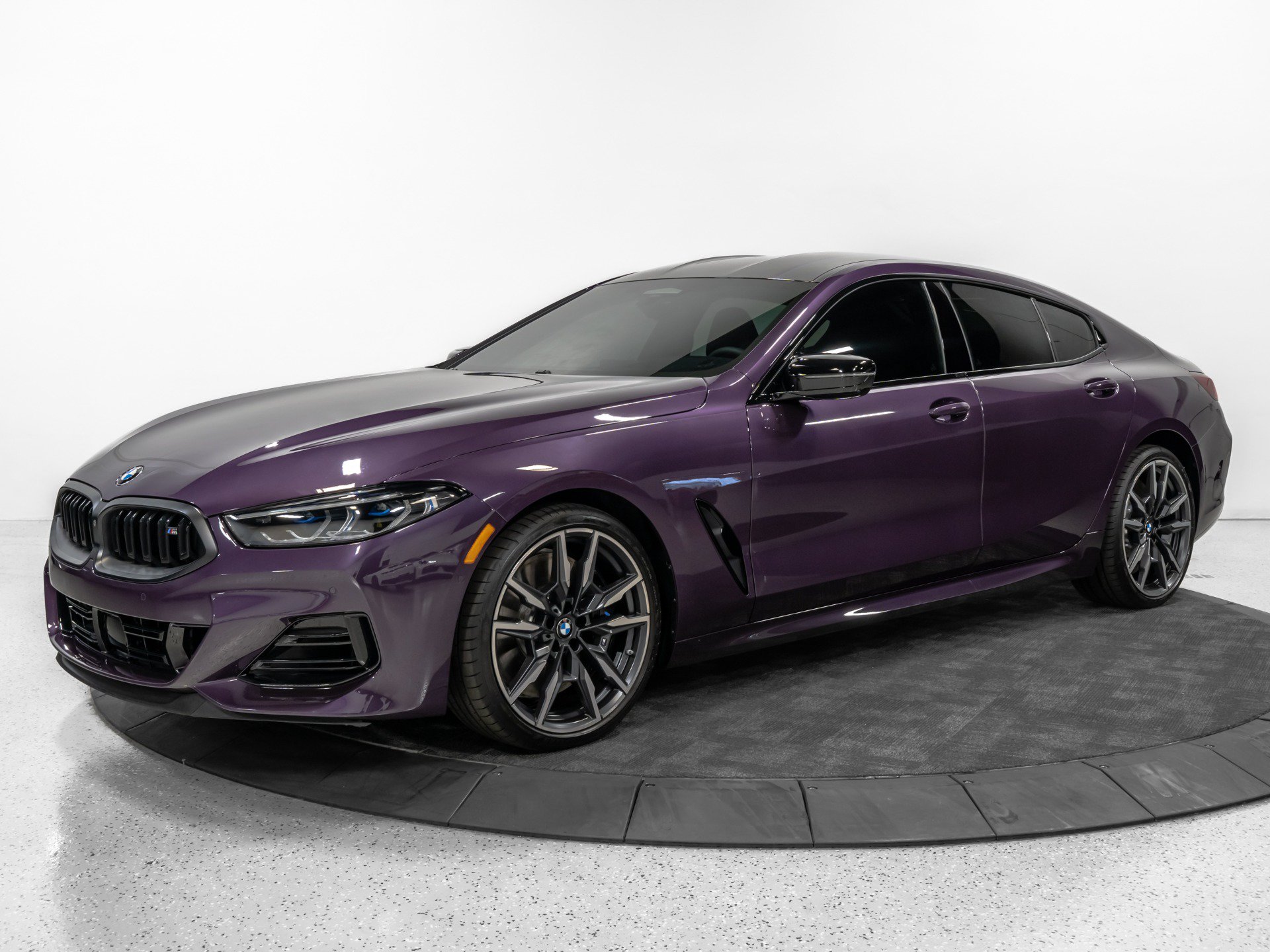 Used 2026 BMW M850i xDrive AWD/4WD image 2