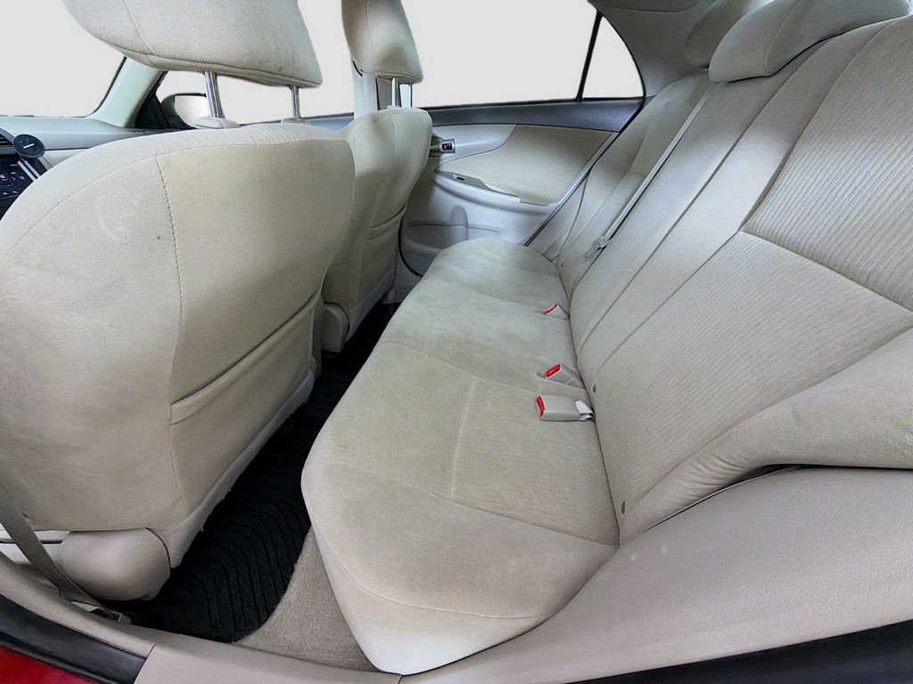 Used 2010 Toyota Corolla LE FWD image 17