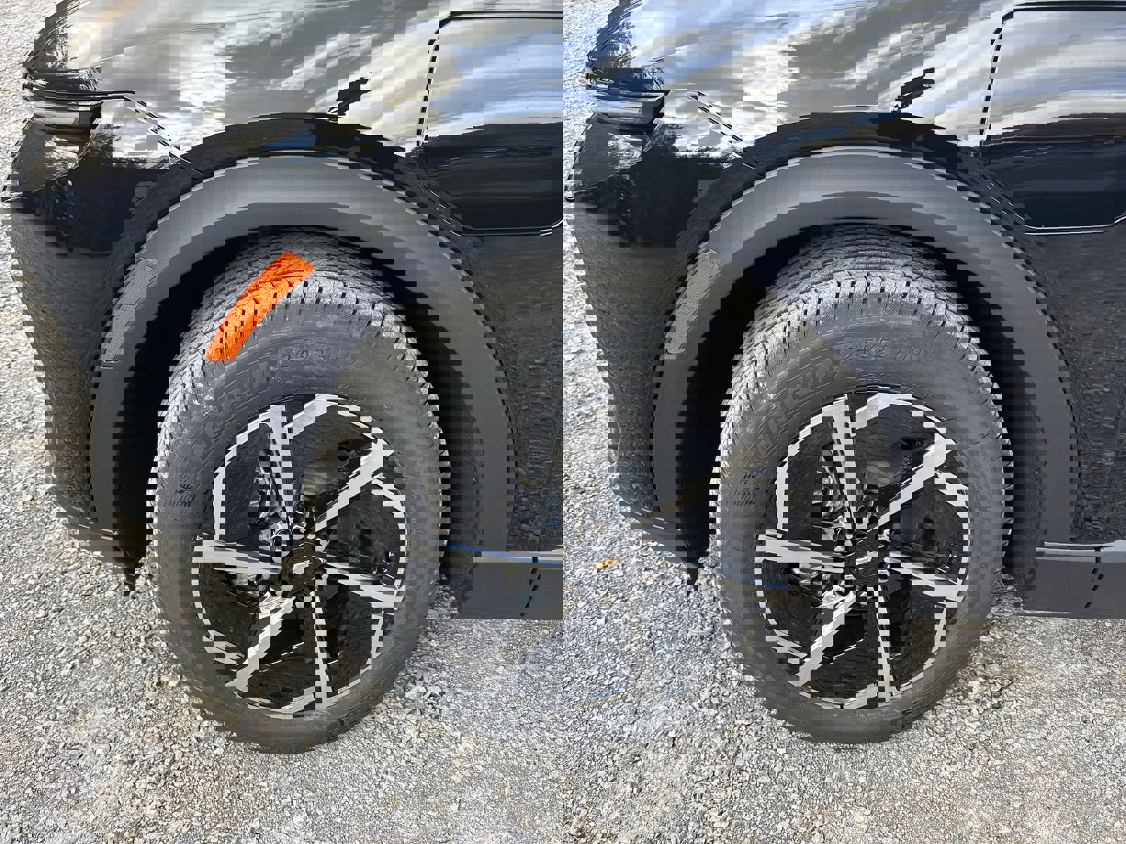 New 2026 Chevrolet Equinox EV LT image 13