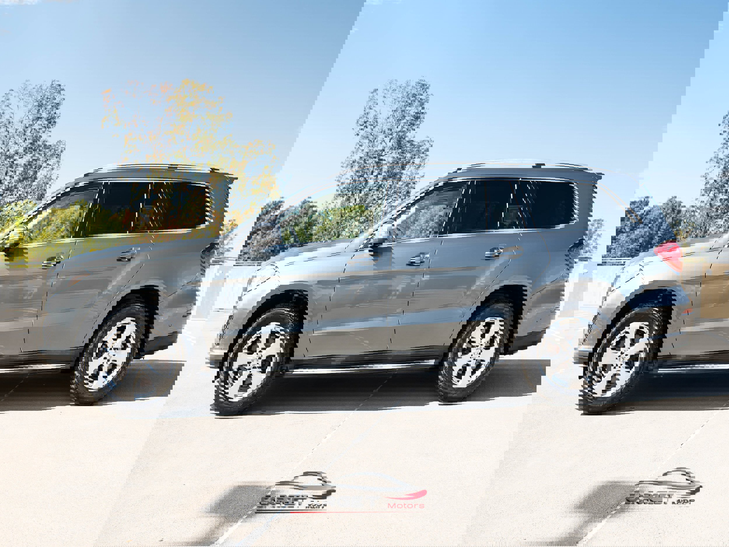 Used 2017 Mercedes-Benz GLS 450 4MATIC w/ Premium Package image 4