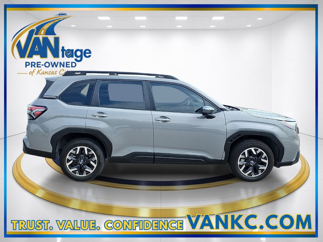 Used 2025 Subaru Forester Premium w/ Convenience Package #1 AWD/4WD image 5