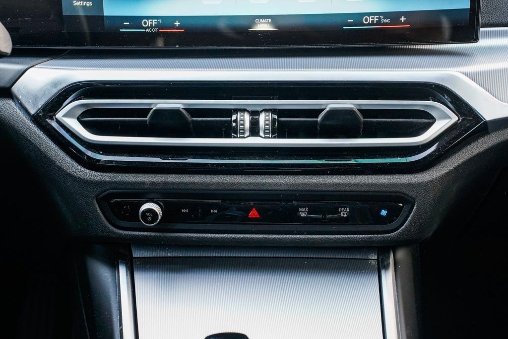 Used 2023 BMW i4 eDrive35 w/ Premium Package image 13