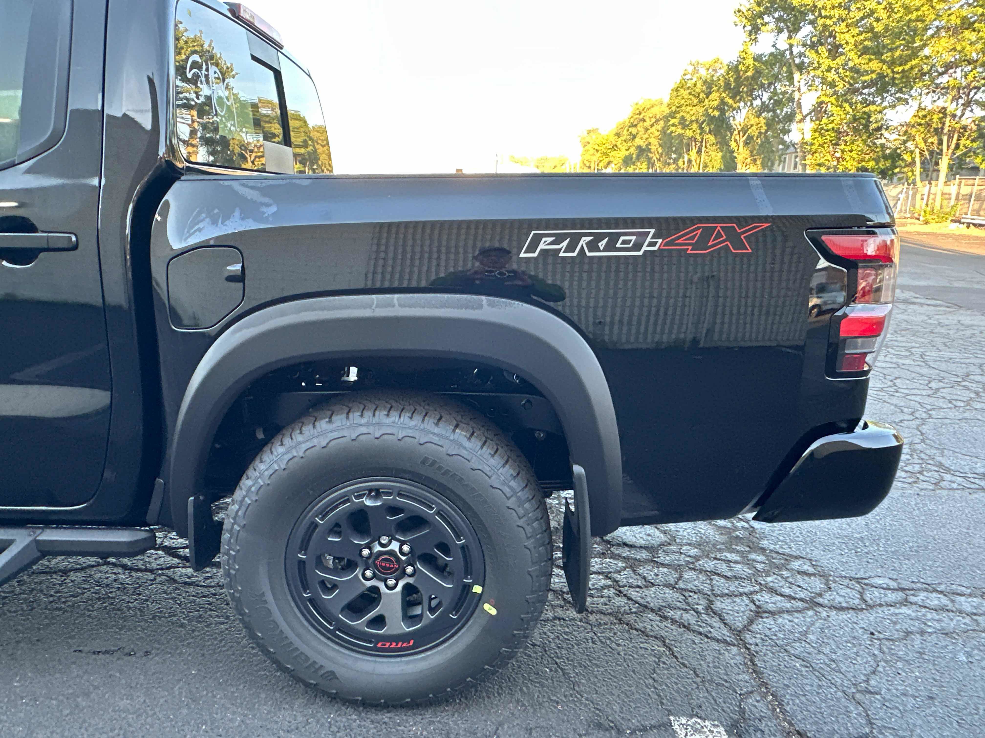New 2026 Nissan Frontier PRO-4X w/ Pro-4x Convenience Package image 14