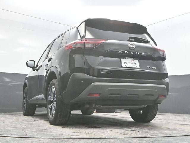 Used 2023 Nissan Rogue SV image 31